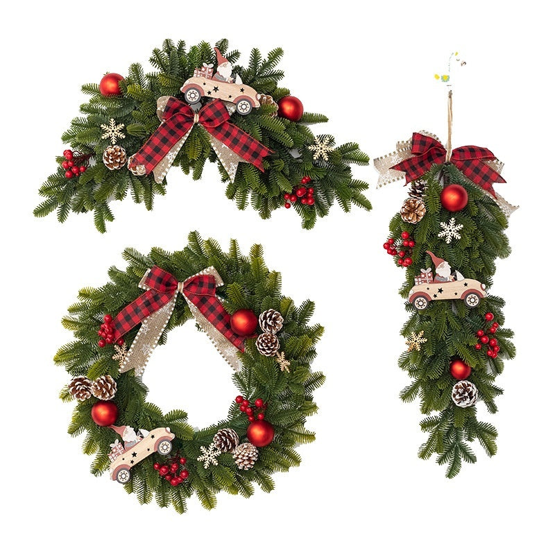 Christmas Wreaths & Garland