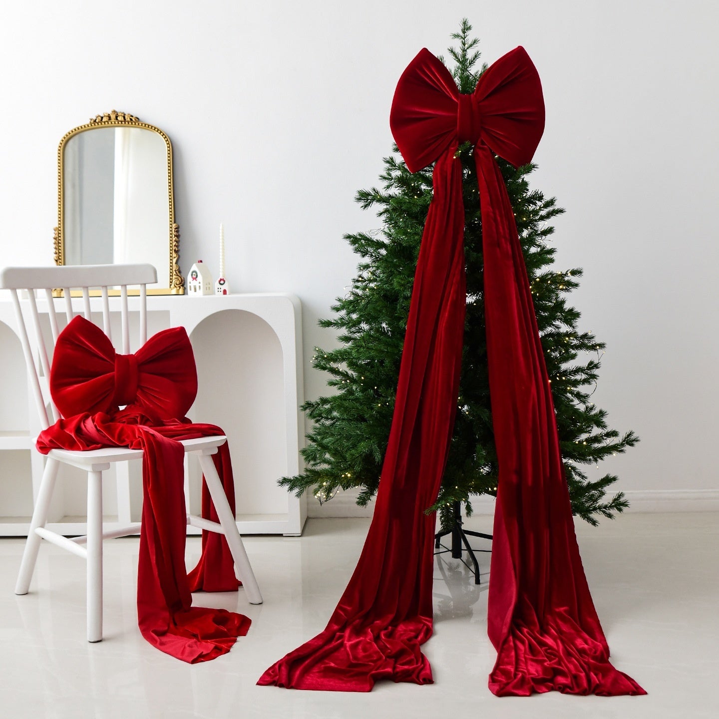 Elegant Christmas Tree Bow